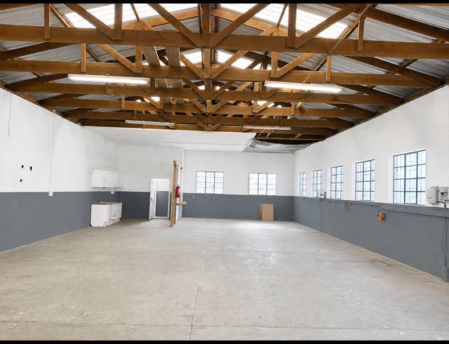 170M² WORKSHOP TO LET IN ARCADIA